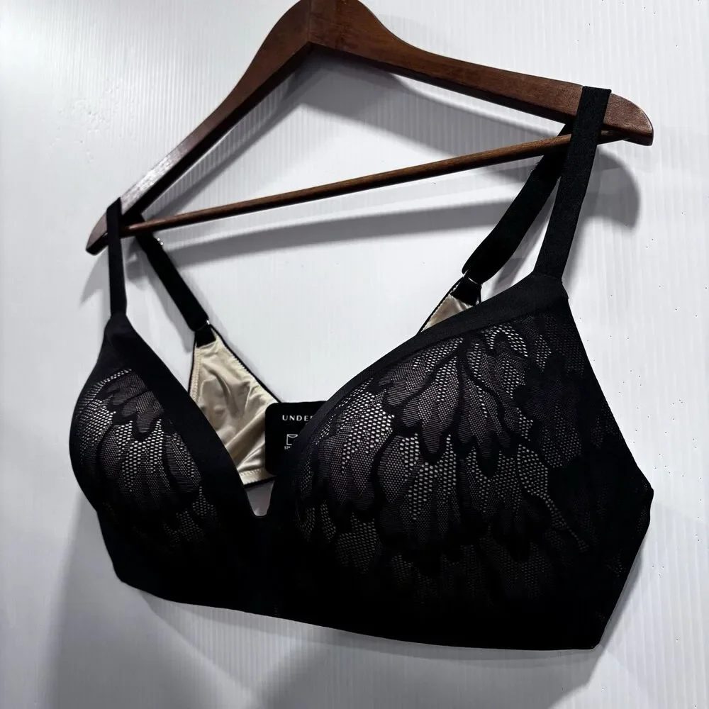 Underoutfit Style 1258 Black Lace Wireless Satin Grace 3D Molded Bra Size XXL